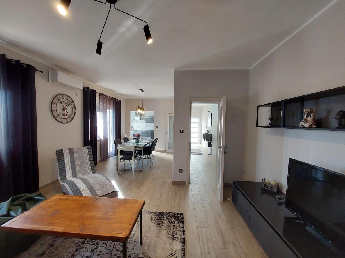 Family Apartment Cathy Galižana Zewnętrze zdjęcie